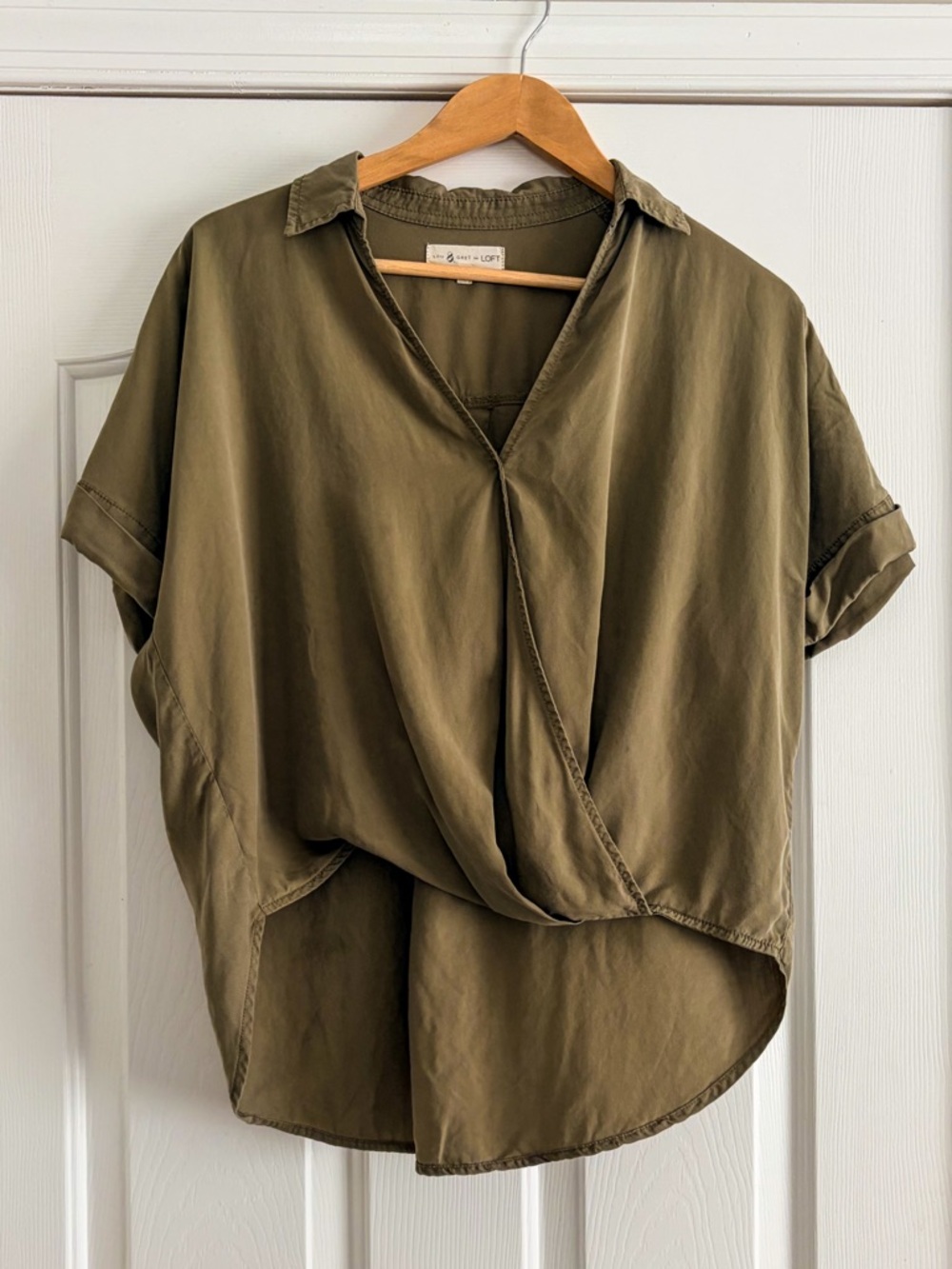 Lou & Grey LOFT Green Draped High Low Top Relaxed Fit Casual Chic Small V neck